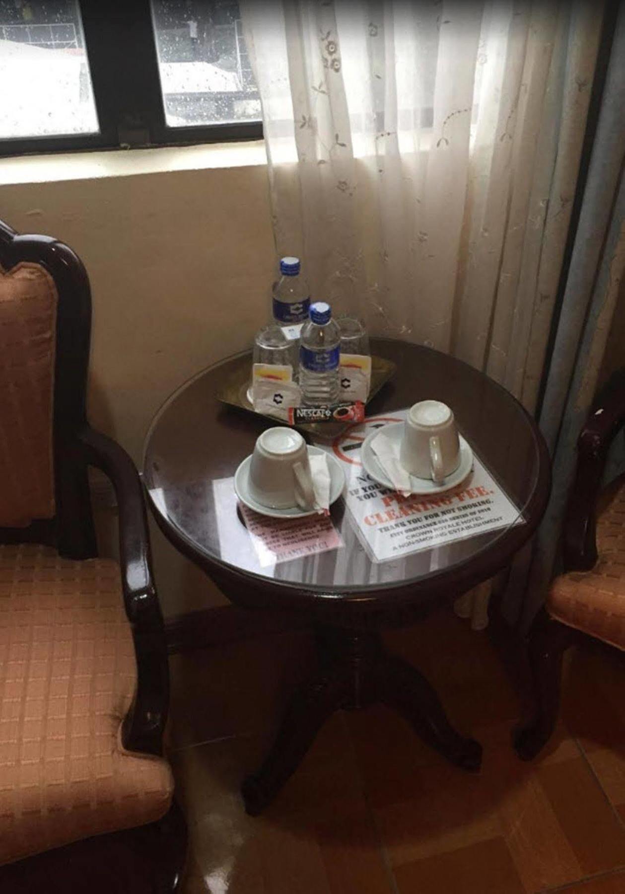 Crown Royale Hotel Balanga Eksteriør billede