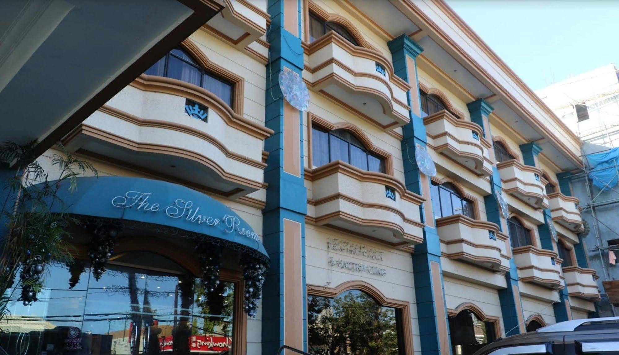 Crown Royale Hotel Balanga Eksteriør billede